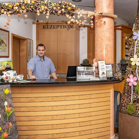 Hotel-Restaurant Haus Nicklass Ingelfingen Zewnętrze zdjęcie